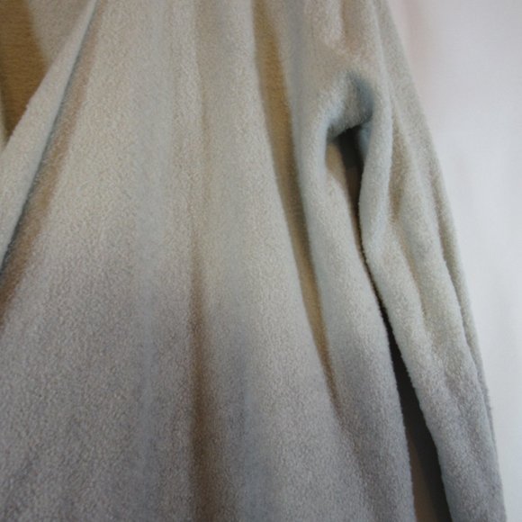 Barefoot Dreams Bamboo Chic Lite Ombre Cardigan - Picture 6 of 8